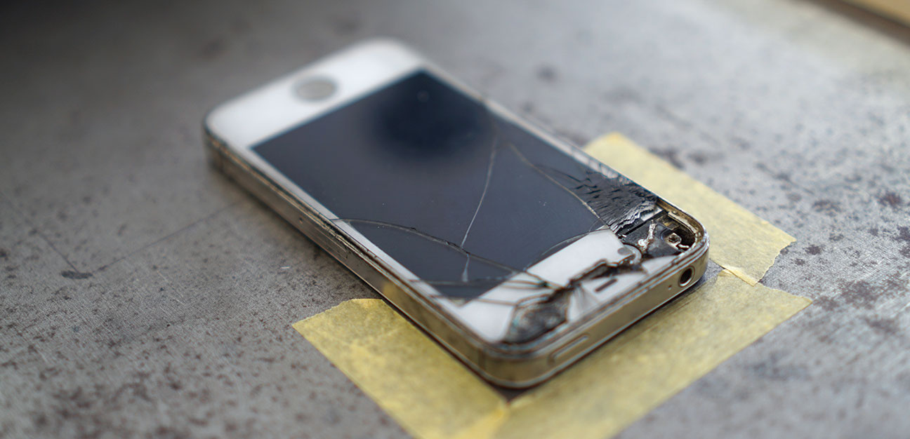 [:de]Neues Buch von Various & Gould: „Permanently Improvised – 15 Years of Urban Print Collage“, Berlin 2019[:en]New book by Various & Gould: “Permanently Improvised – 15 Years of Urban Print Collage”, Berlin 2019[:]