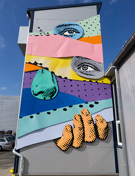 “Farbstrahlen” Mural Installation